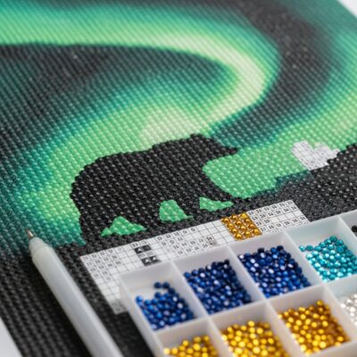 Aurora Bear Diamond Painting Kit